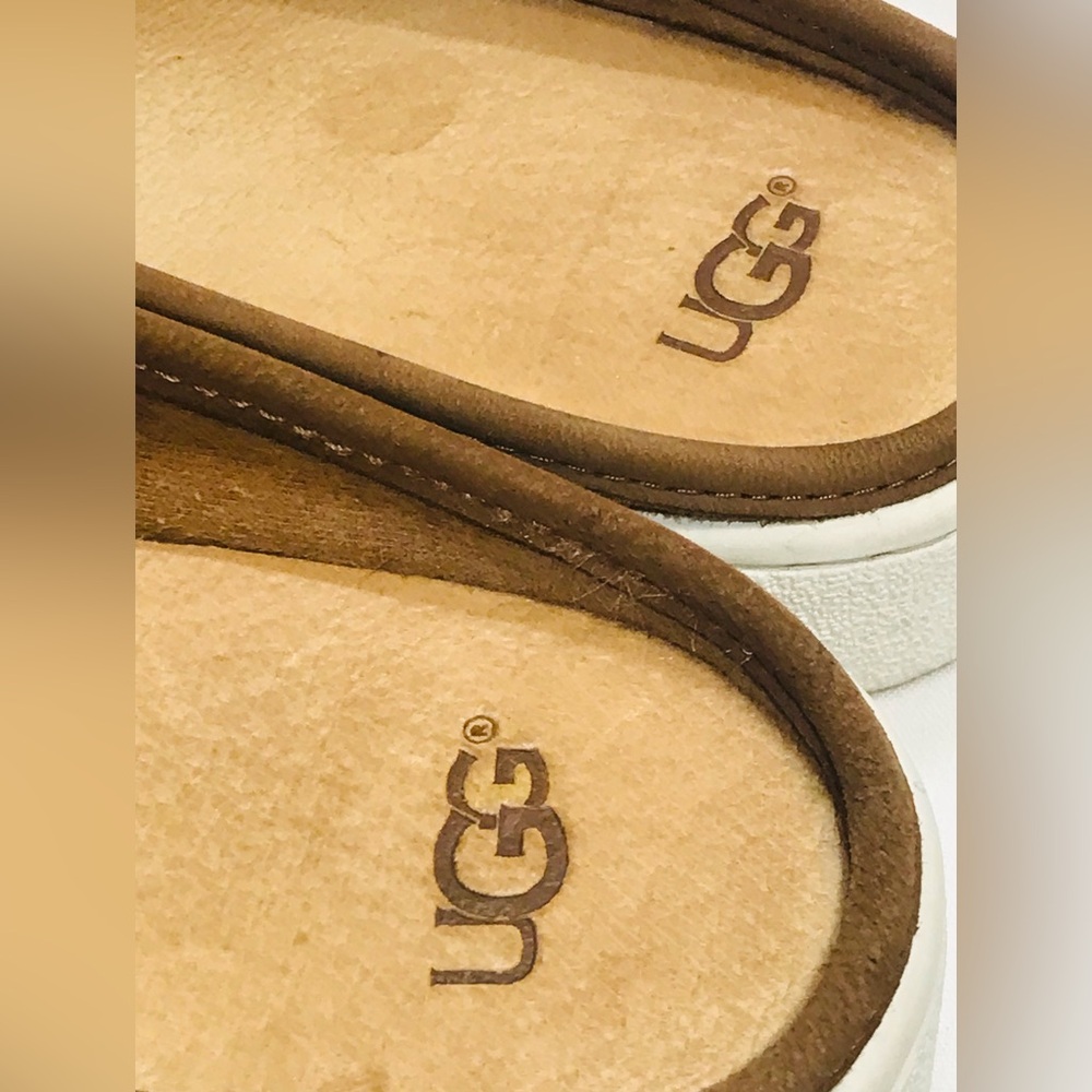 UGG Women’s Gene Sneakers Tan sz 9.5 - Picture 9 of 15